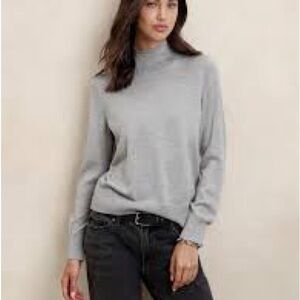GAP Gray Turtle Neck Sweater